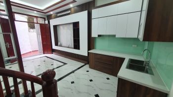 Bán Nhà Phố Bạch Đằng 33m2, 5 Tầng , Mặt tiền  4m,  4.5 tỷ