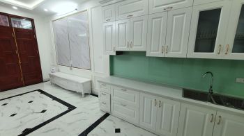 Bán Nhà Phố Bạch Đằng 33m2 , 5 Tầng , 4.5 tỷ